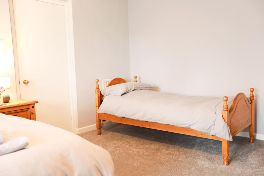 Woodside Ash Hot Tub & Pool Apartman Bideford Kültér fotó