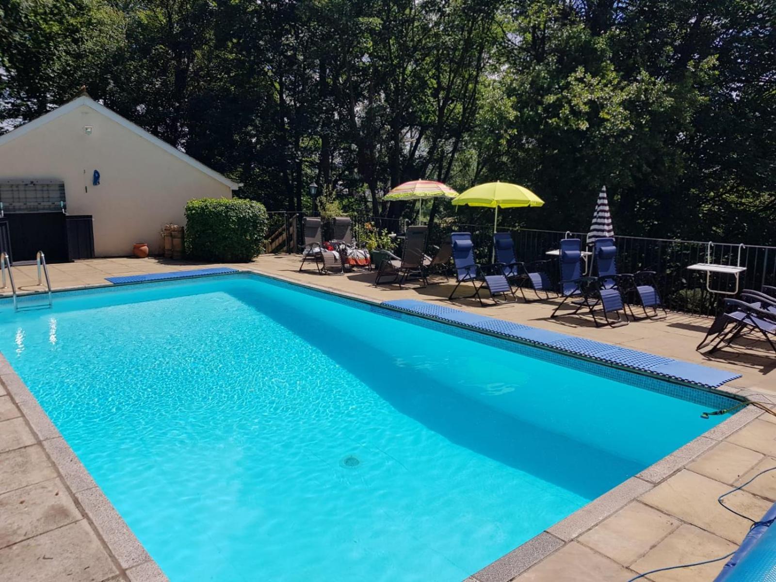 Woodside Ash Hot Tub & Pool Apartman Bideford Kültér fotó