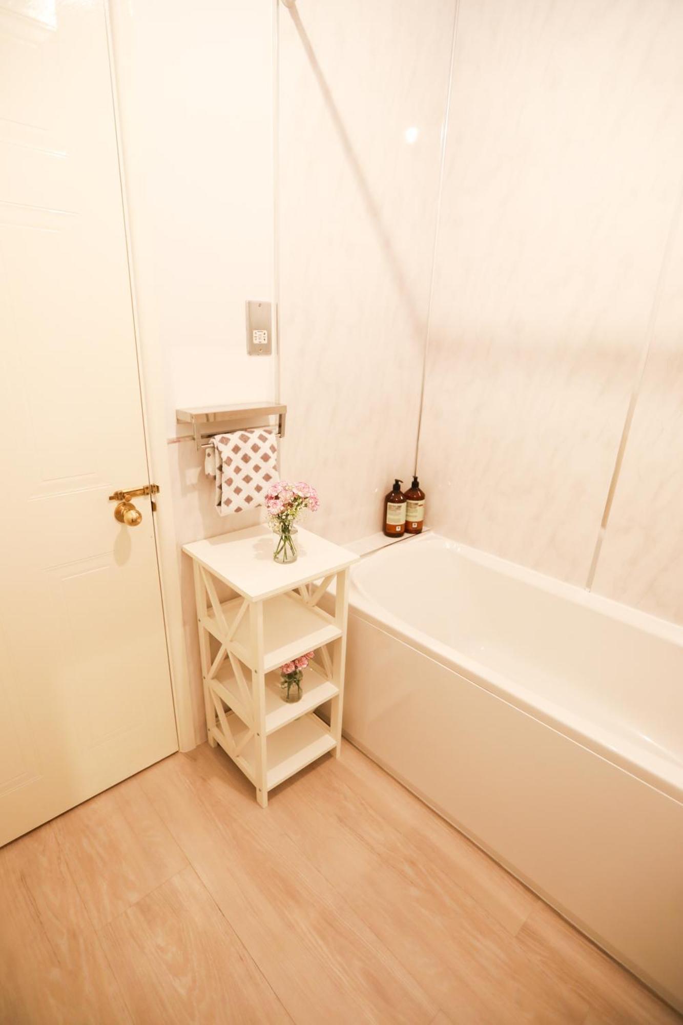 Woodside Ash Hot Tub & Pool Apartman Bideford Kültér fotó